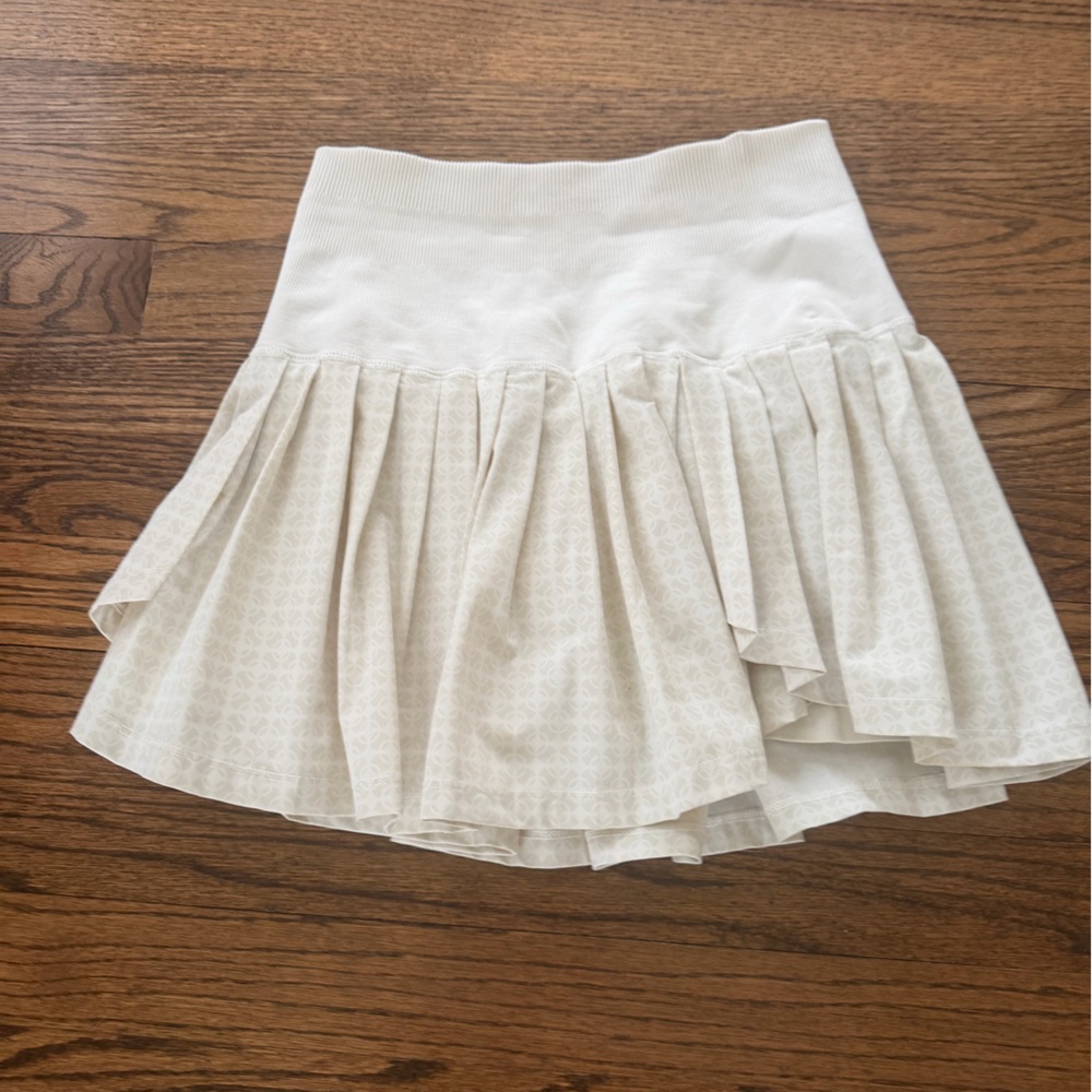 Wilson midtown wrap tennis Skirt limited edition - Picture 8 of 9